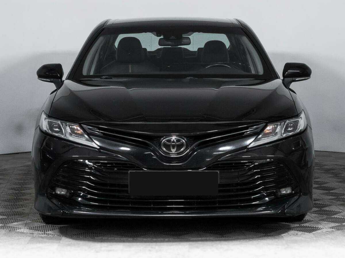 Купить Toyota Camry с пробегом. Фото: #1