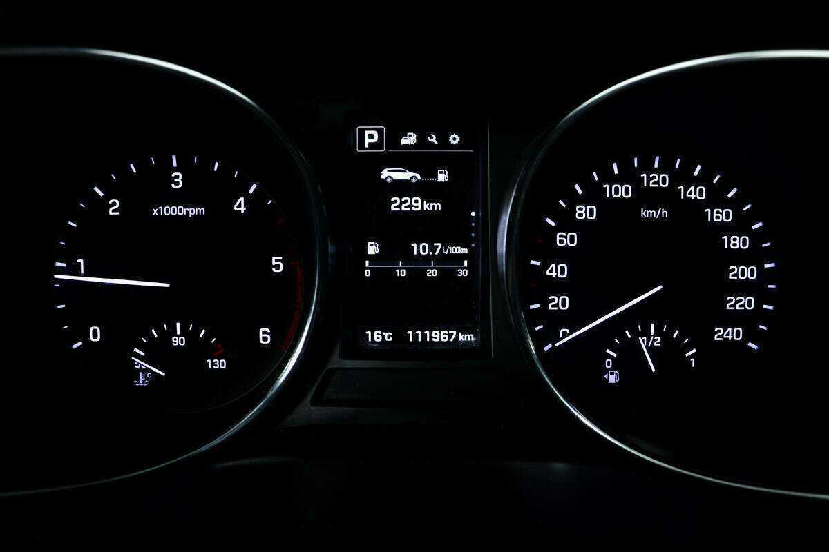 Купить Hyundai Santa Fe с пробегом. Фото: #9