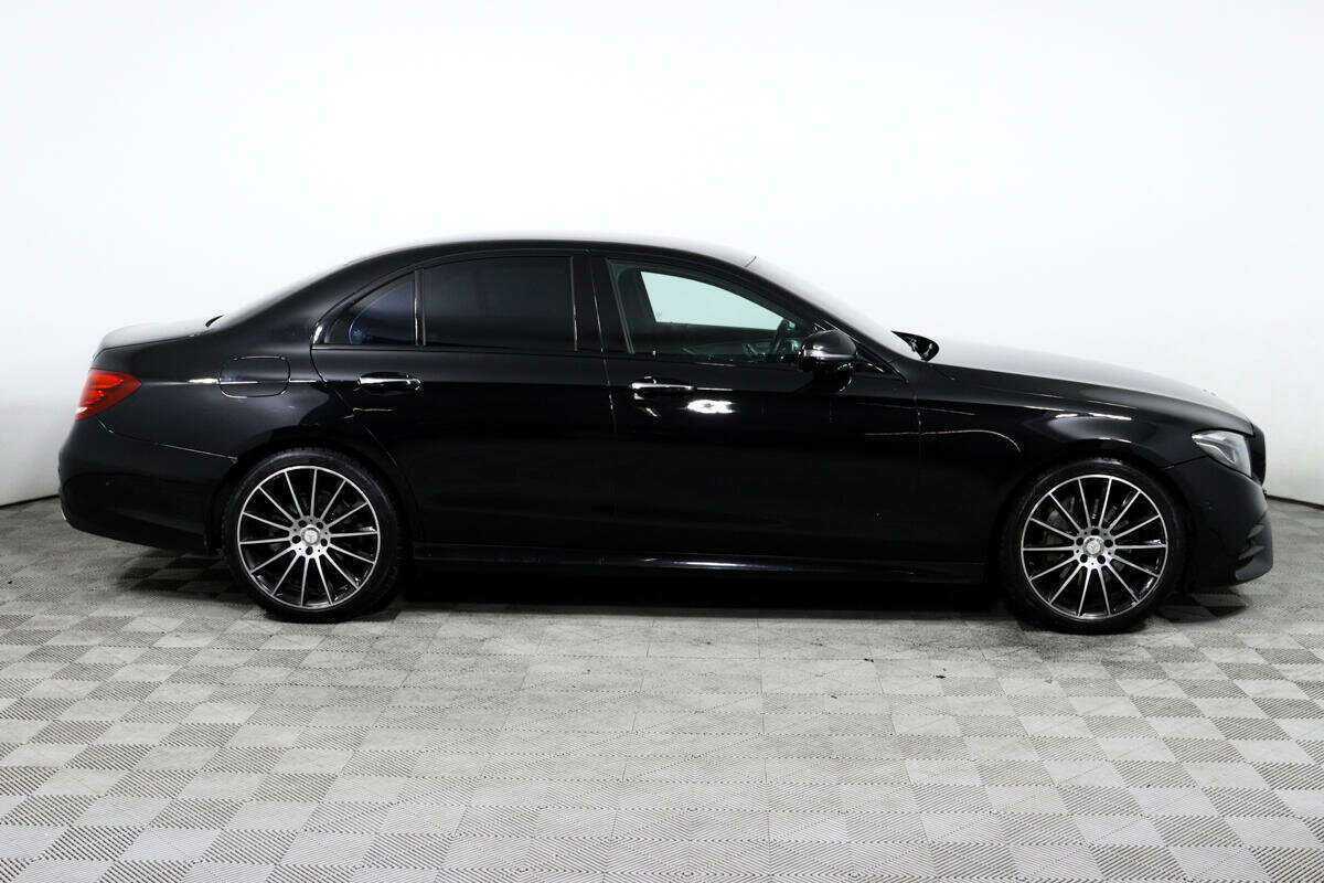 Купить Mercedes-Benz E-Класс с пробегом. Фото: #3