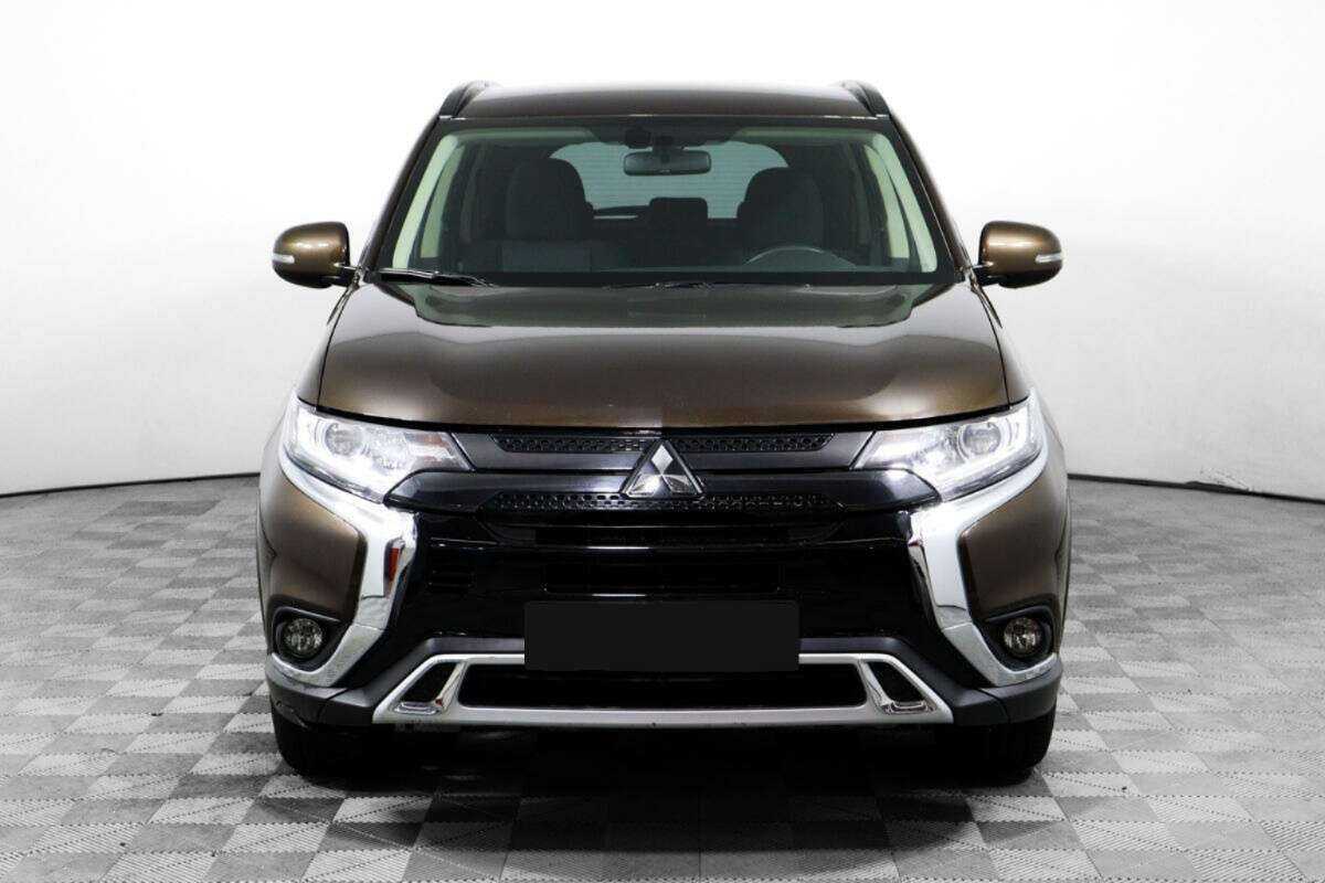 Купить Mitsubishi Outlander с пробегом. Фото: #1