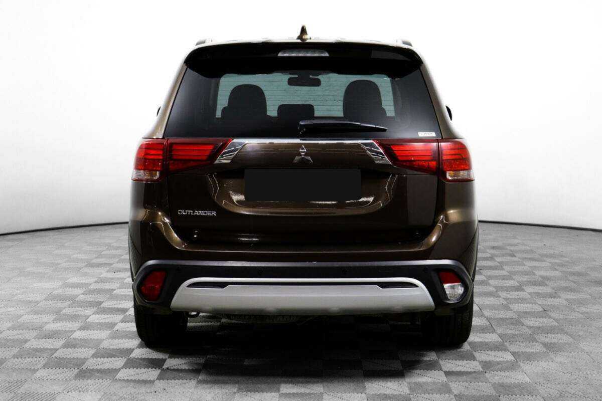 Купить Mitsubishi Outlander с пробегом. Фото: #5