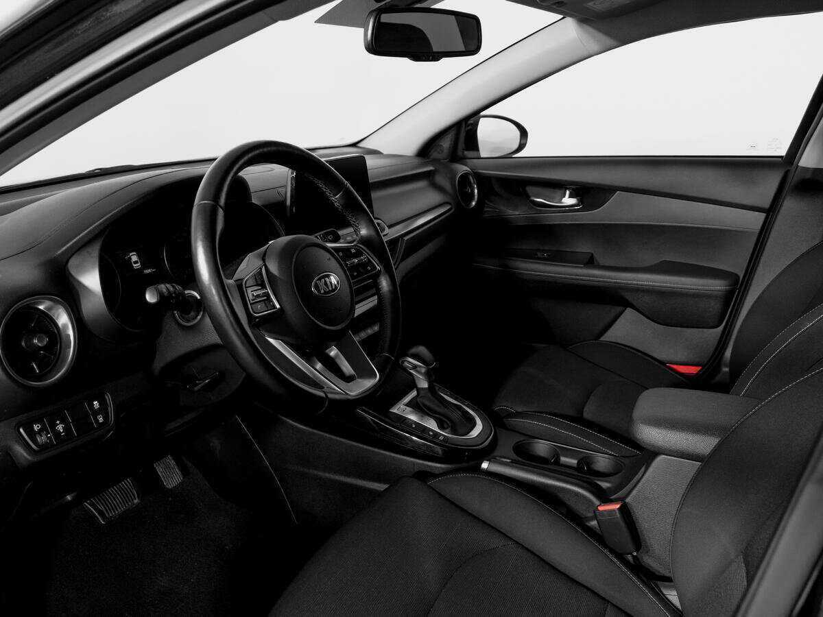 Купить Kia Cerato с пробегом. Фото: #13