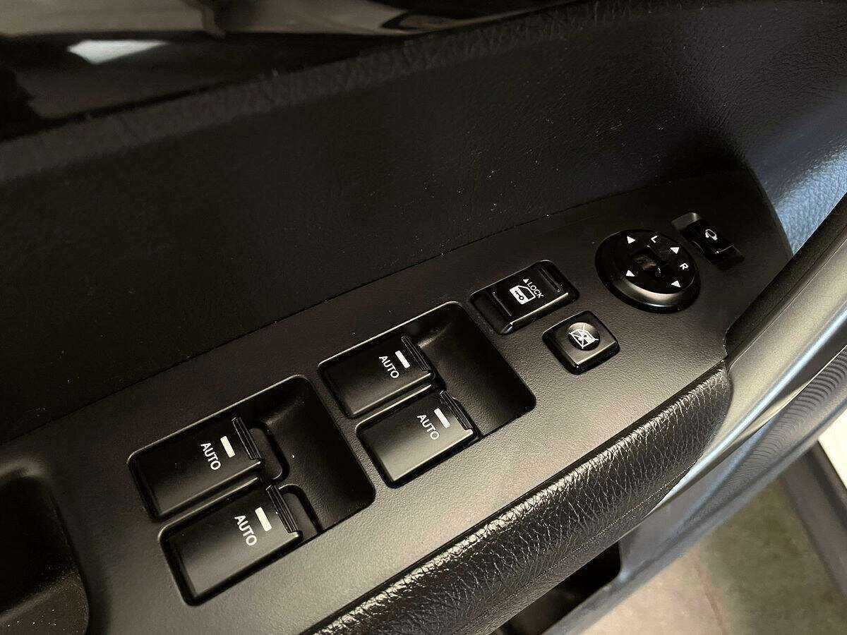 Купить Kia Sorento с пробегом. Фото: #11