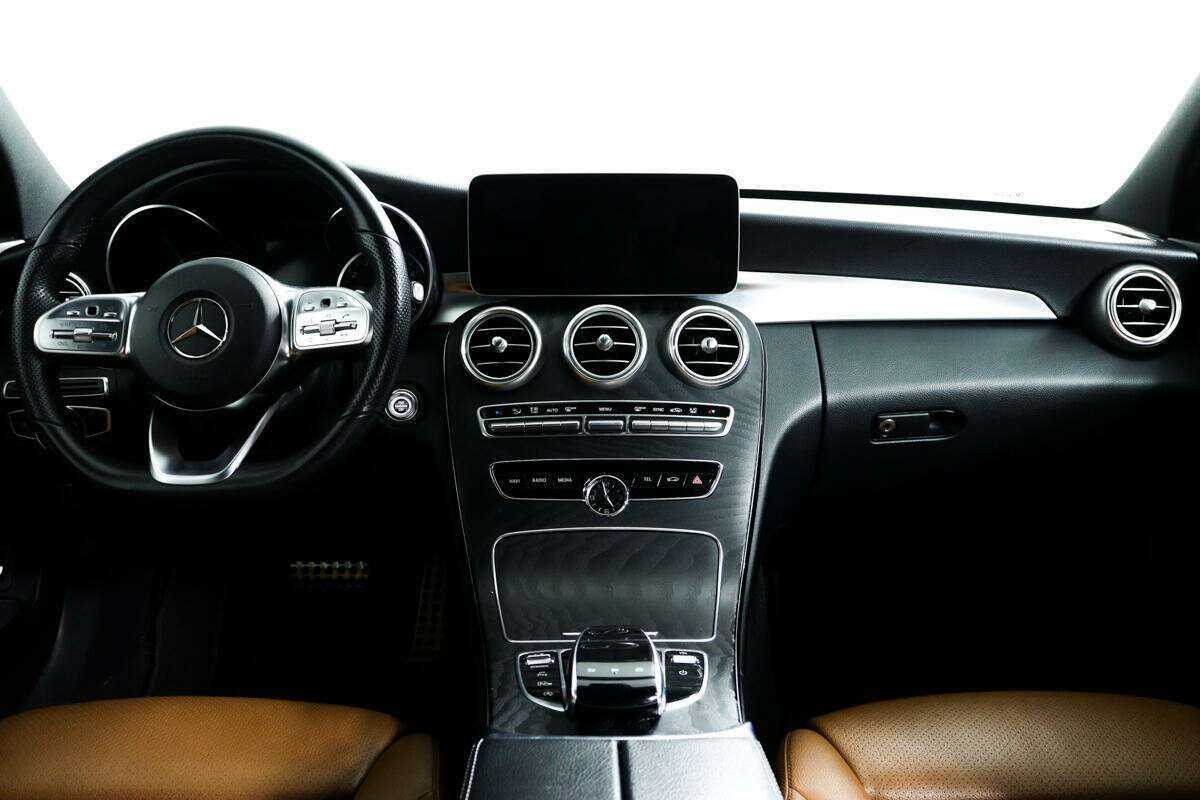 Купить Mercedes-Benz C-Класс с пробегом. Фото: #10