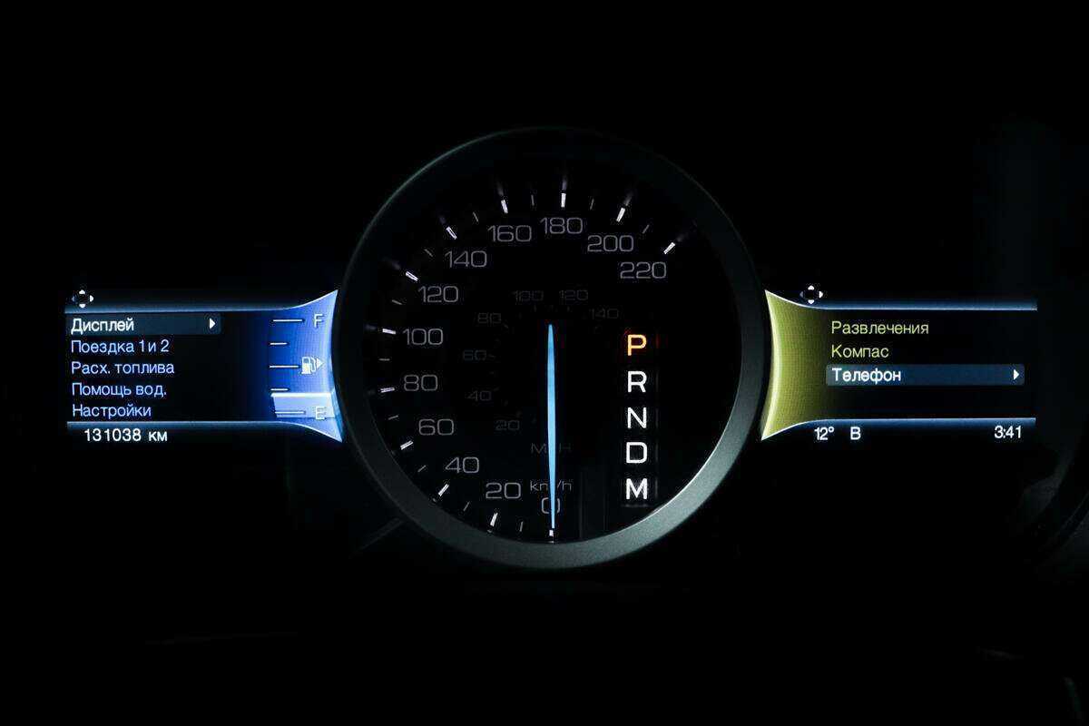 Купить Ford Explorer с пробегом. Фото: #9