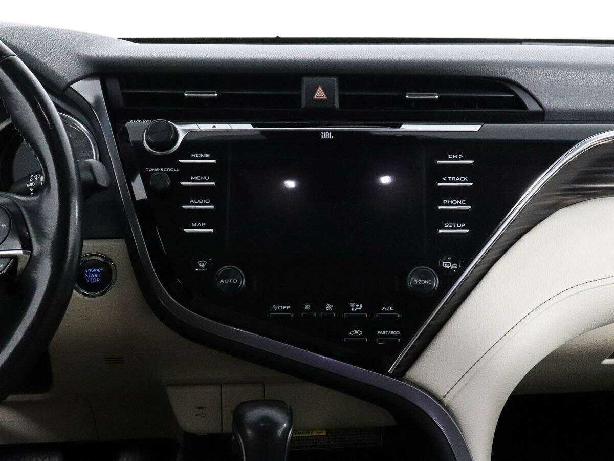 Купить Toyota Camry с пробегом. Фото: #10