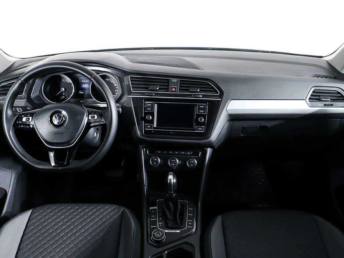 Купить Volkswagen Tiguan с пробегом. Фото: #11