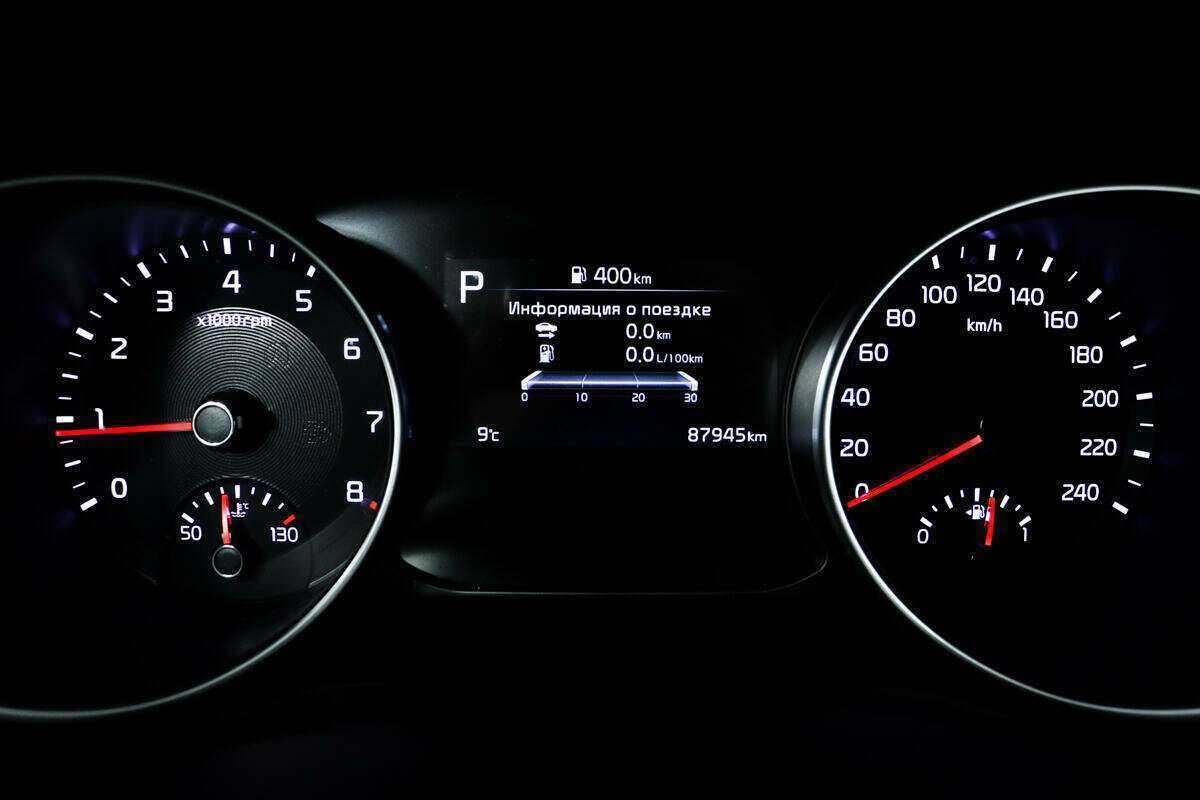 Купить Kia Ceed с пробегом. Фото: #9