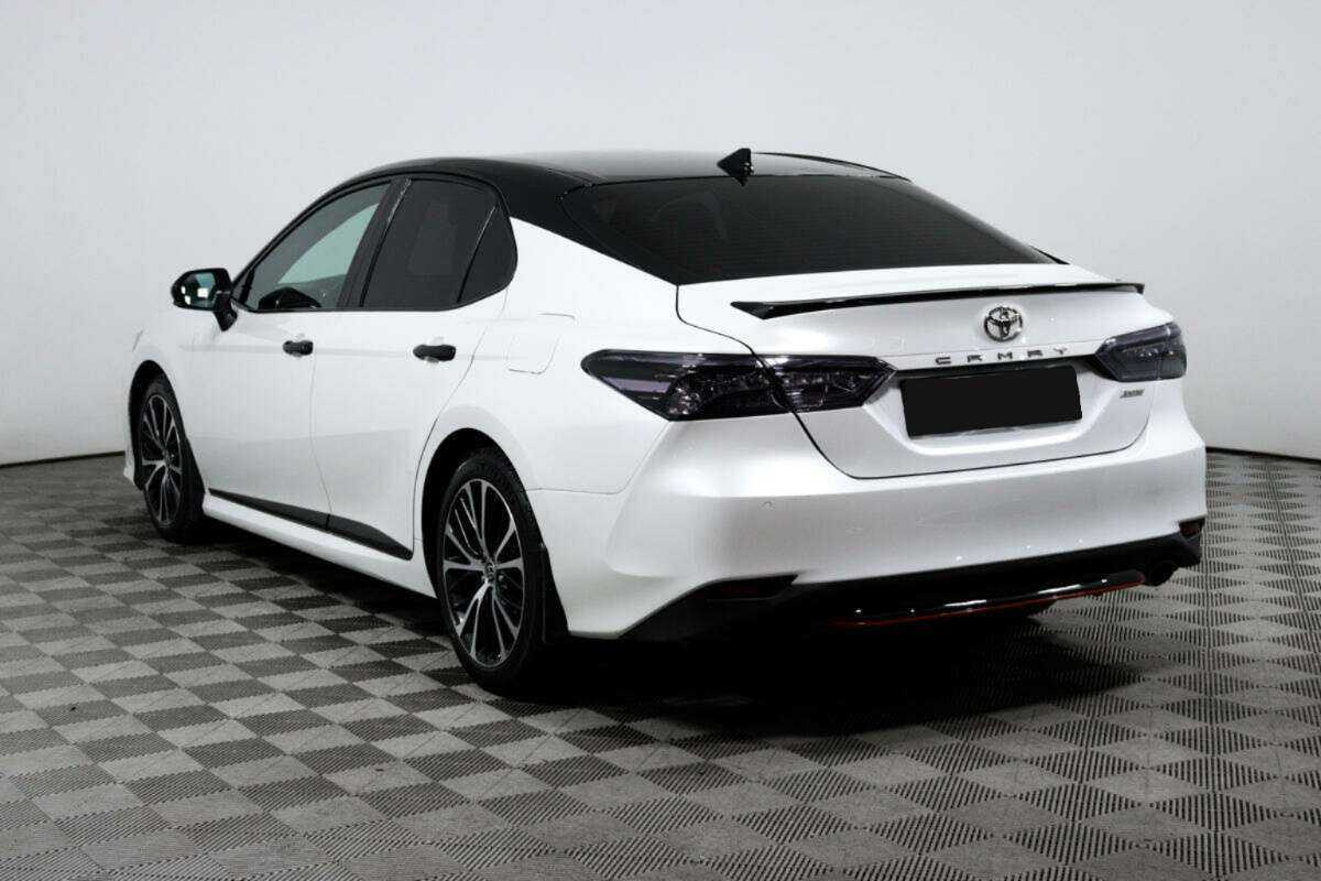 Купить Toyota Camry с пробегом. Фото: #6