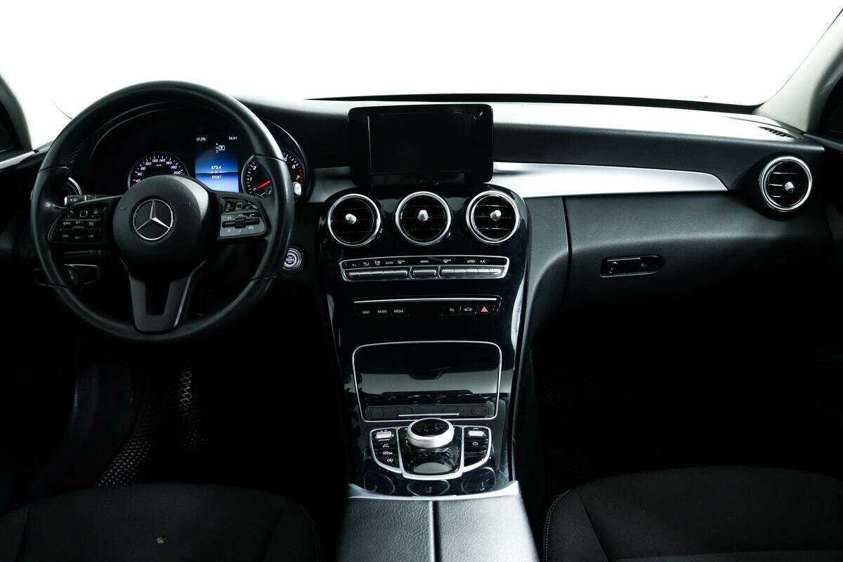 Купить Mercedes-Benz C-Класс с пробегом. Фото: #10