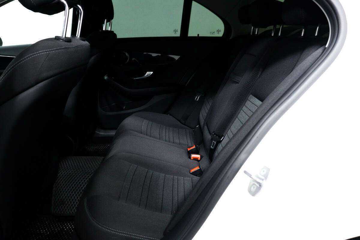 Купить Mercedes-Benz C-Класс с пробегом. Фото: #11