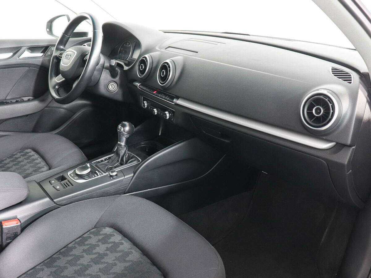 Купить Audi A3 с пробегом. Фото: #9