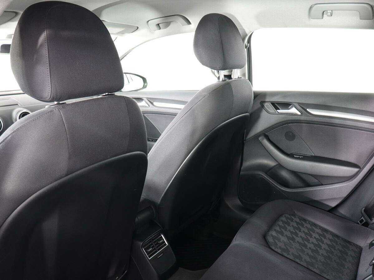 Купить Audi A3 с пробегом. Фото: #10