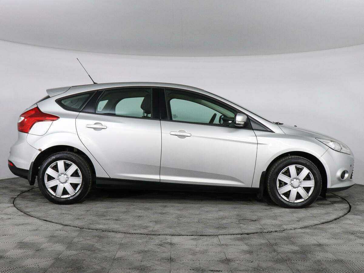 Купить Ford Focus с пробегом. Фото: #3