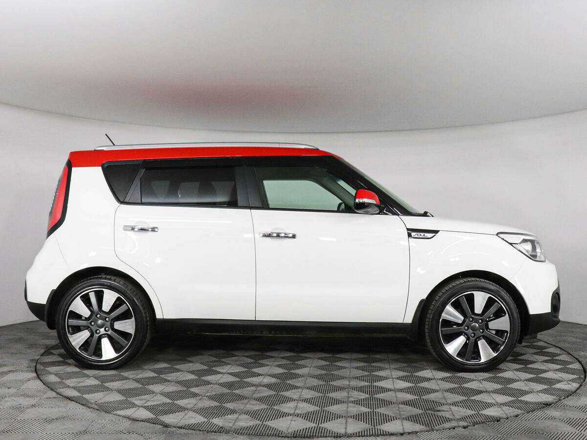 Купить Kia Soul с пробегом. Фото: #3
