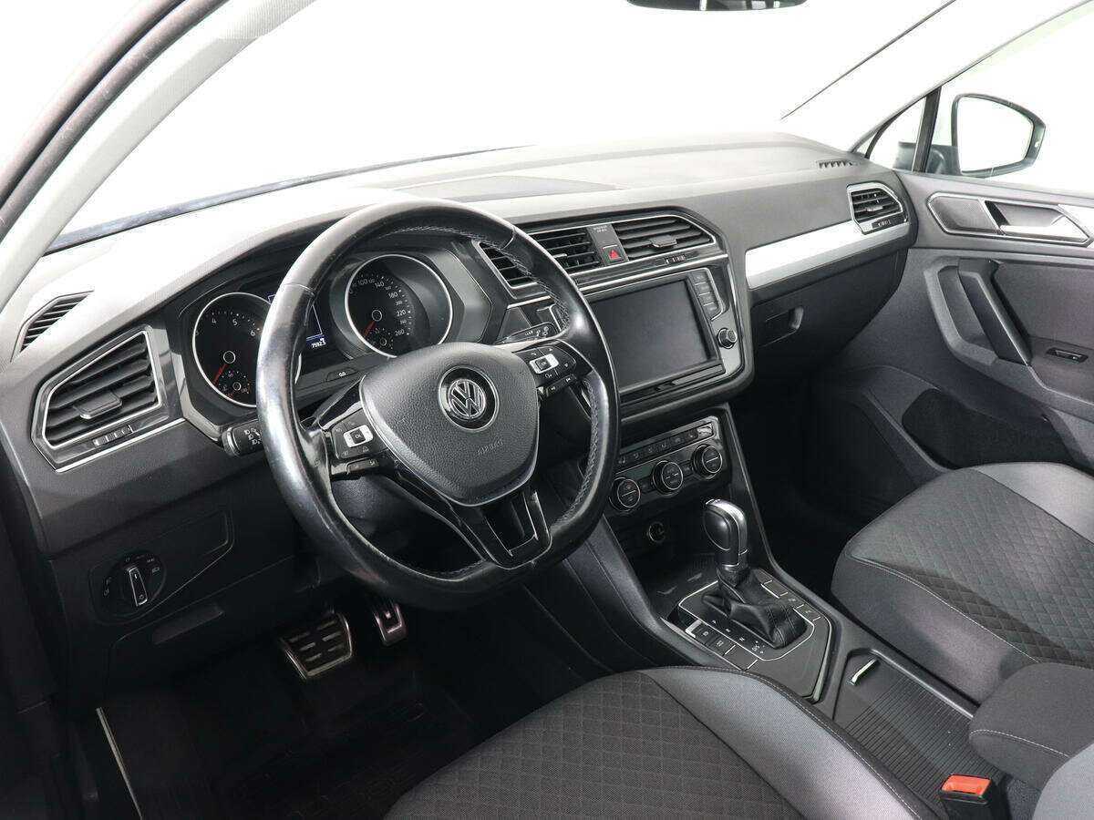 Купить Volkswagen Tiguan с пробегом. Фото: #7