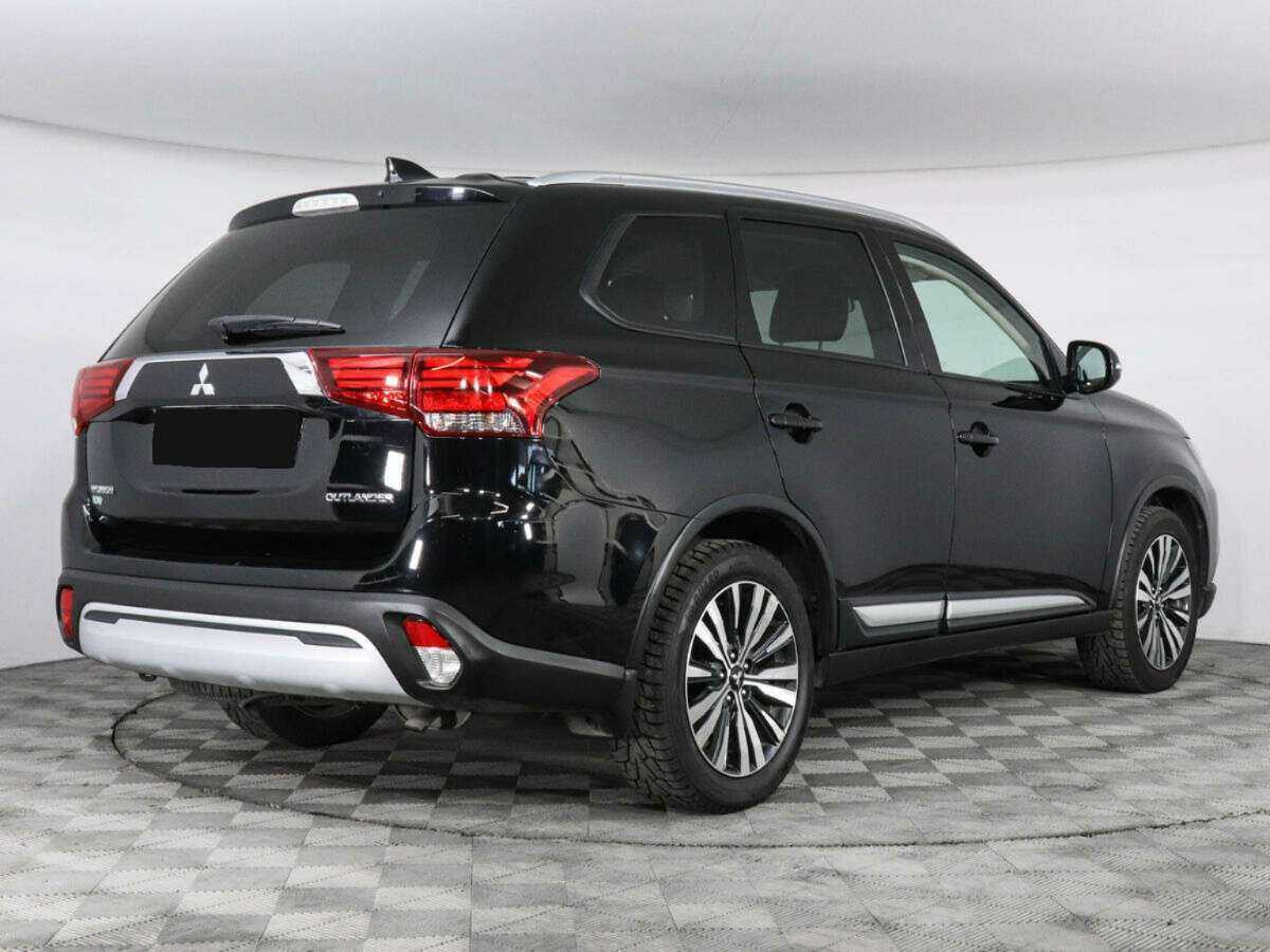 Купить Mitsubishi Outlander с пробегом. Фото: #4