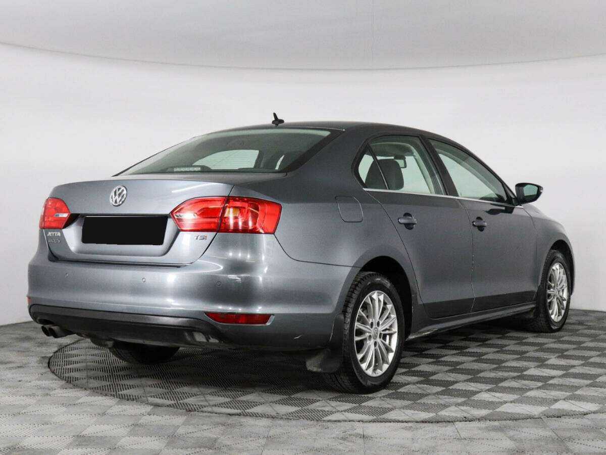 Купить Volkswagen Jetta с пробегом. Фото: #4
