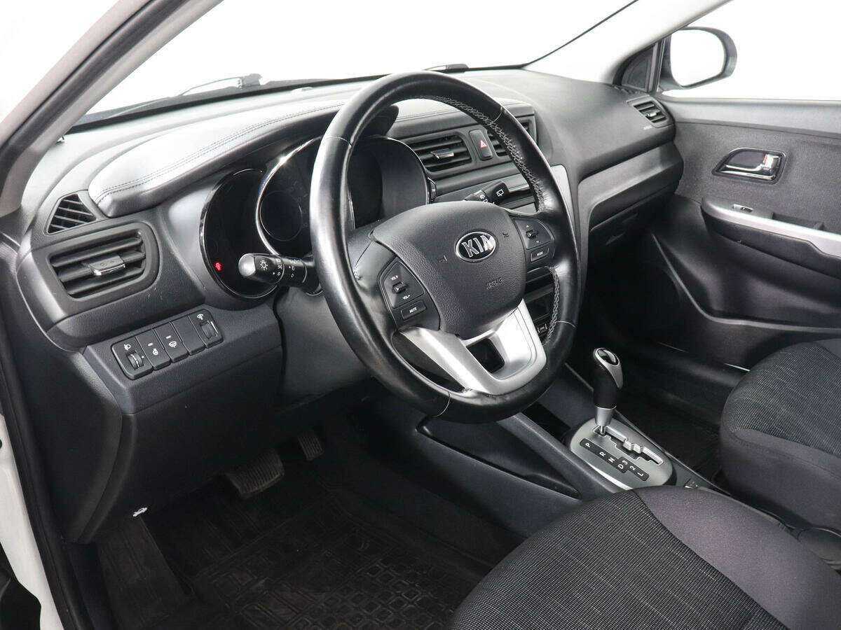 Купить Kia Rio с пробегом. Фото: #8