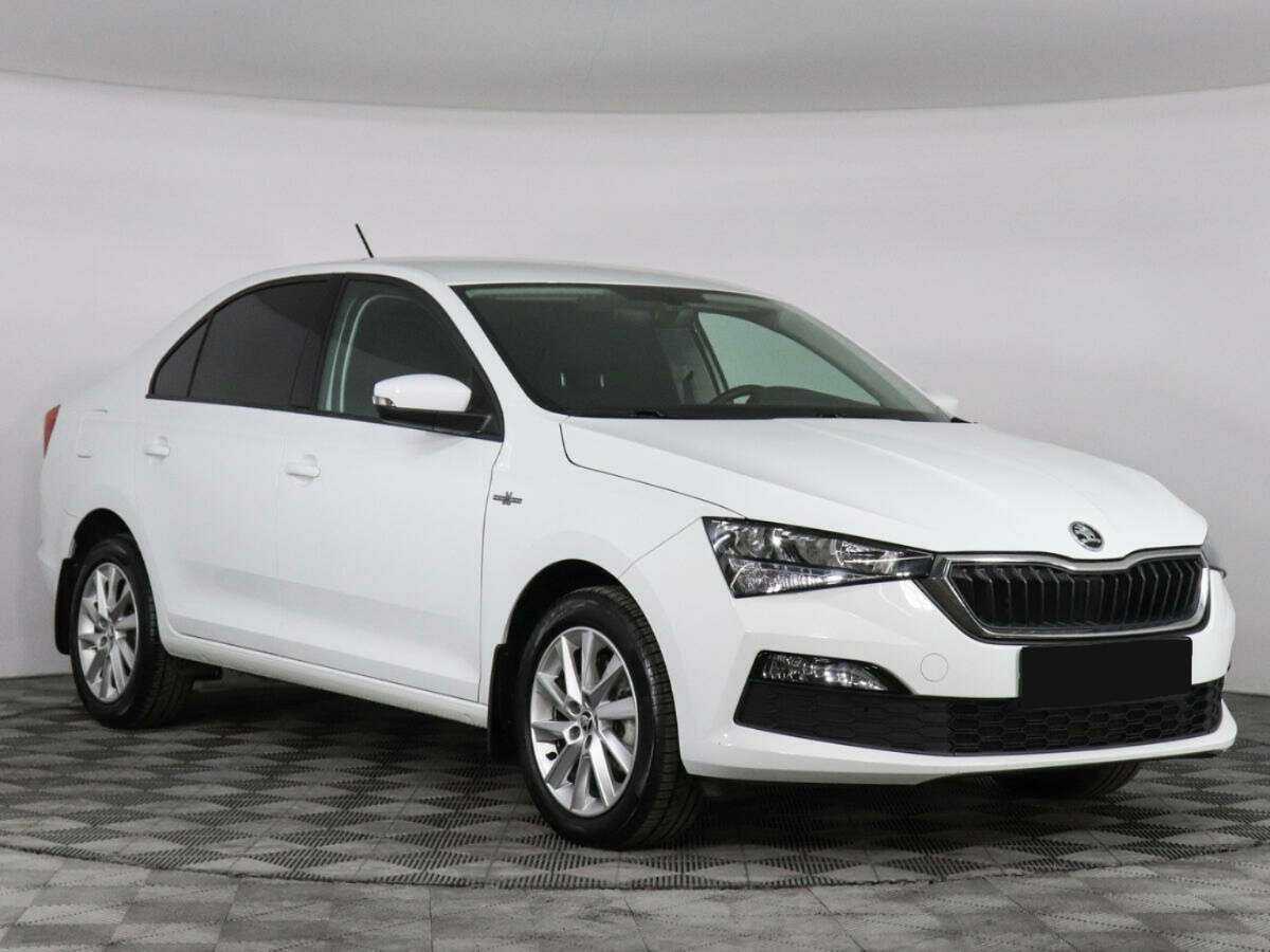 Купить Skoda Rapid с пробегом. Фото: #2