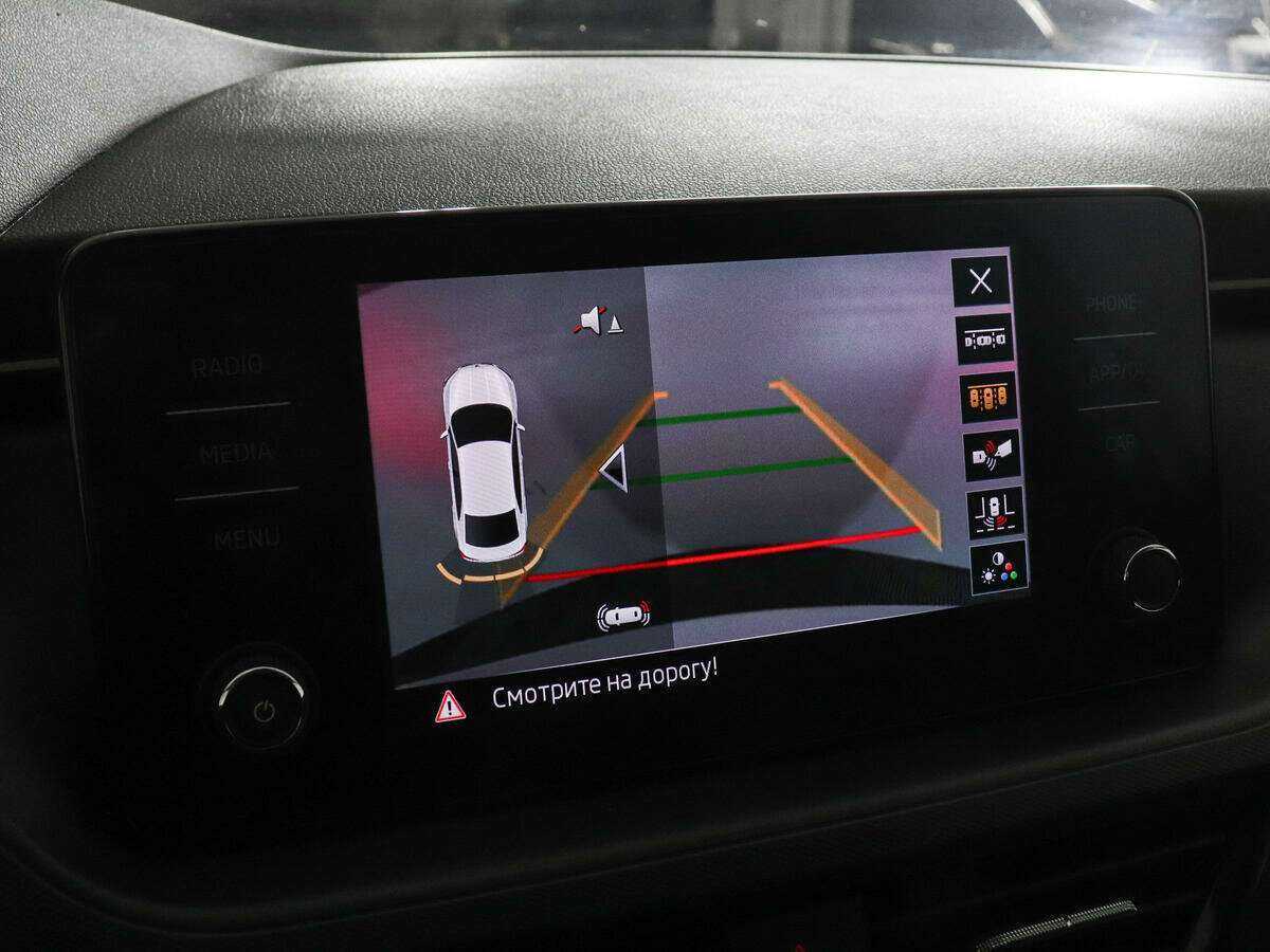 Купить Skoda Rapid с пробегом. Фото: #11