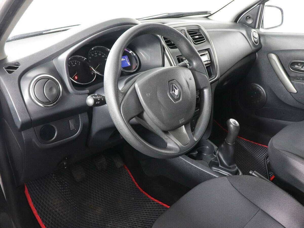 Купить Renault Logan с пробегом. Фото: #7
