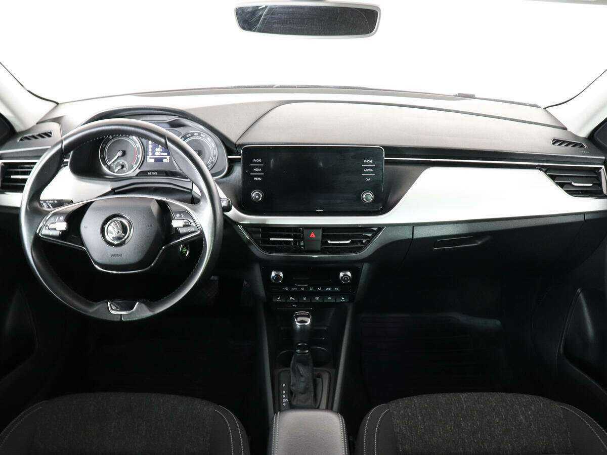 Купить Skoda Rapid с пробегом. Фото: #10