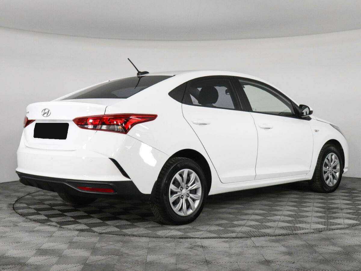 Купить Hyundai Solaris с пробегом. Фото: #4