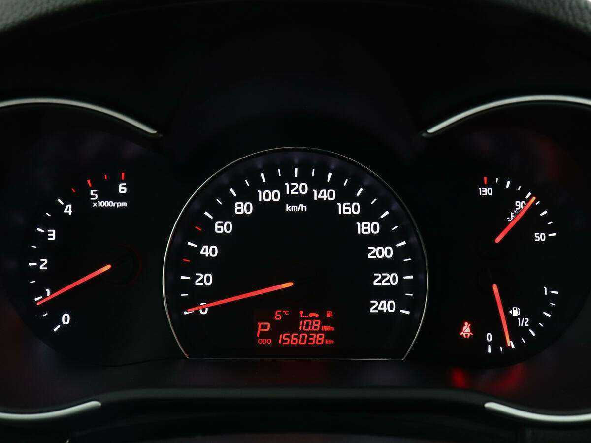 Купить Kia Sorento с пробегом. Фото: #10