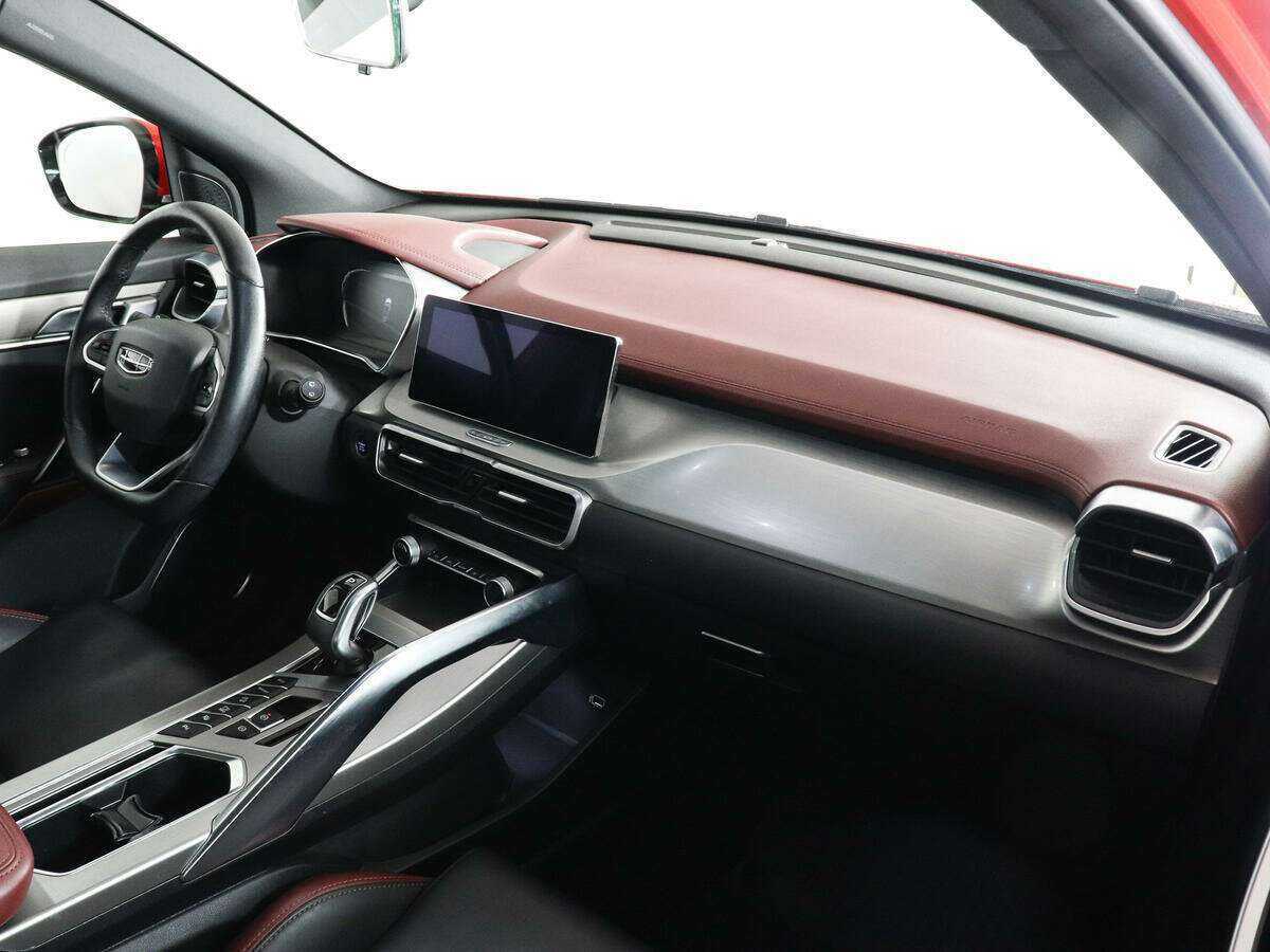 Купить Geely Coolray с пробегом. Фото: #8