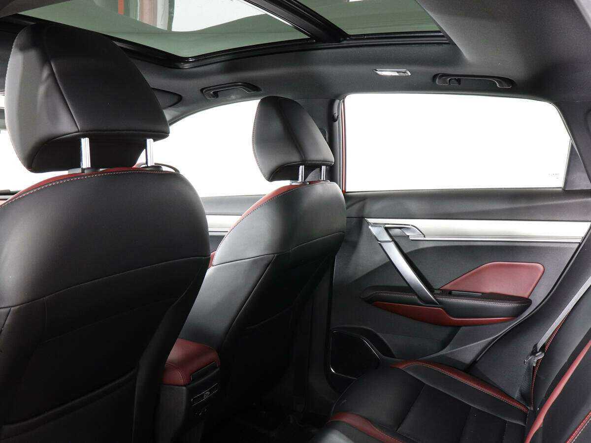 Купить Geely Coolray с пробегом. Фото: #10