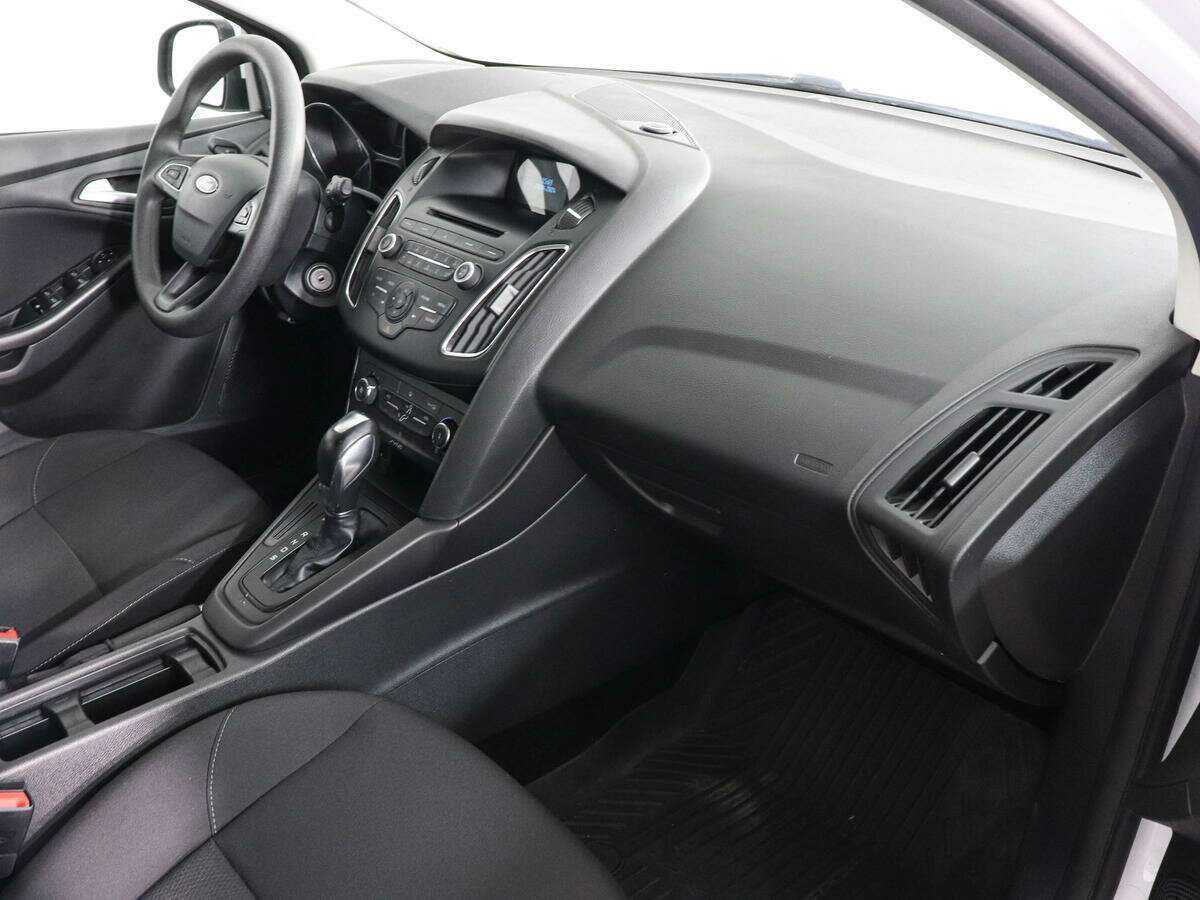Купить Ford Focus с пробегом. Фото: #8
