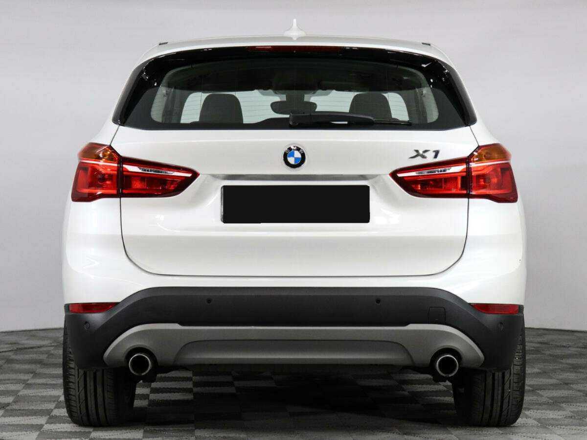 Купить BMW X1 с пробегом. Фото: #3