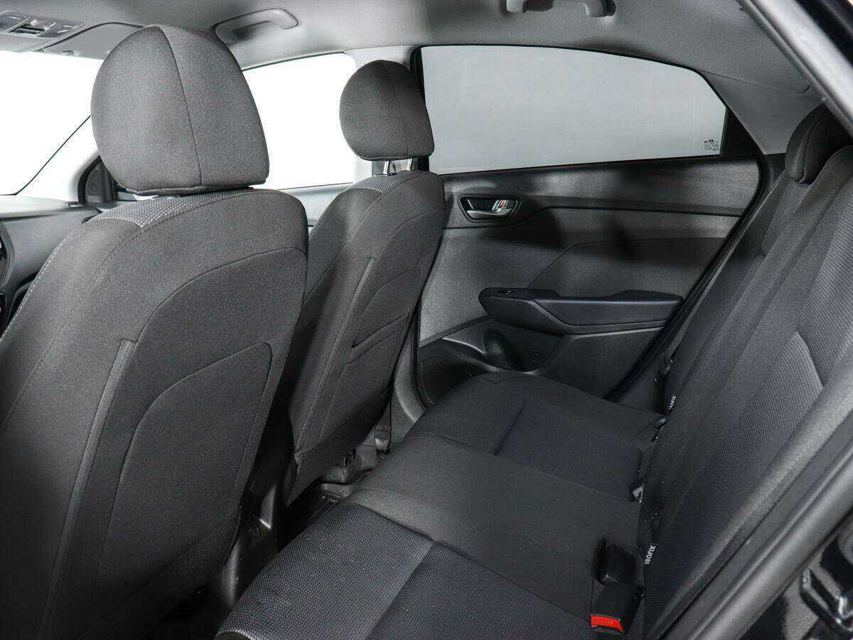 Купить Hyundai Solaris с пробегом. Фото: #10