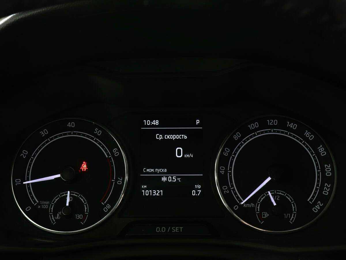 Купить Skoda Rapid с пробегом. Фото: #6