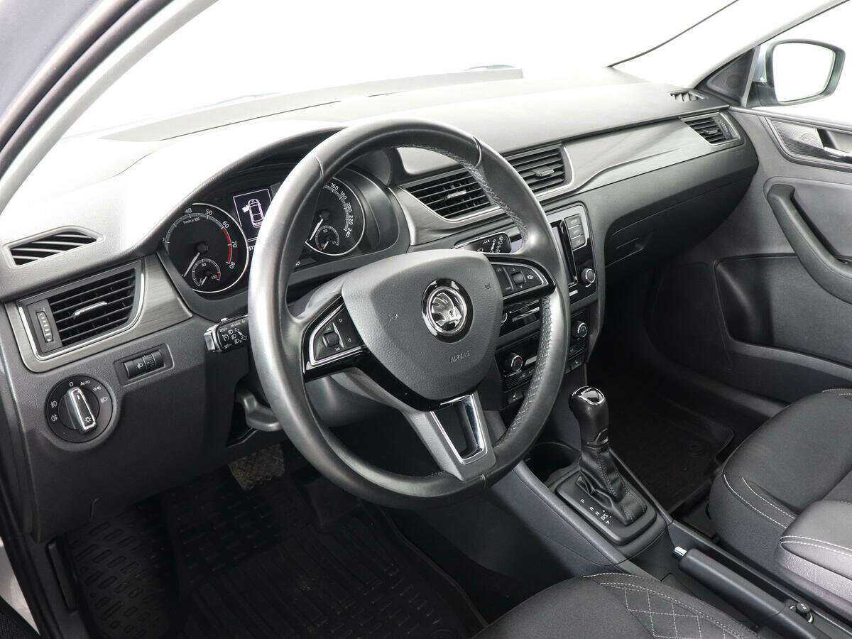 Купить Skoda Rapid с пробегом. Фото: #7