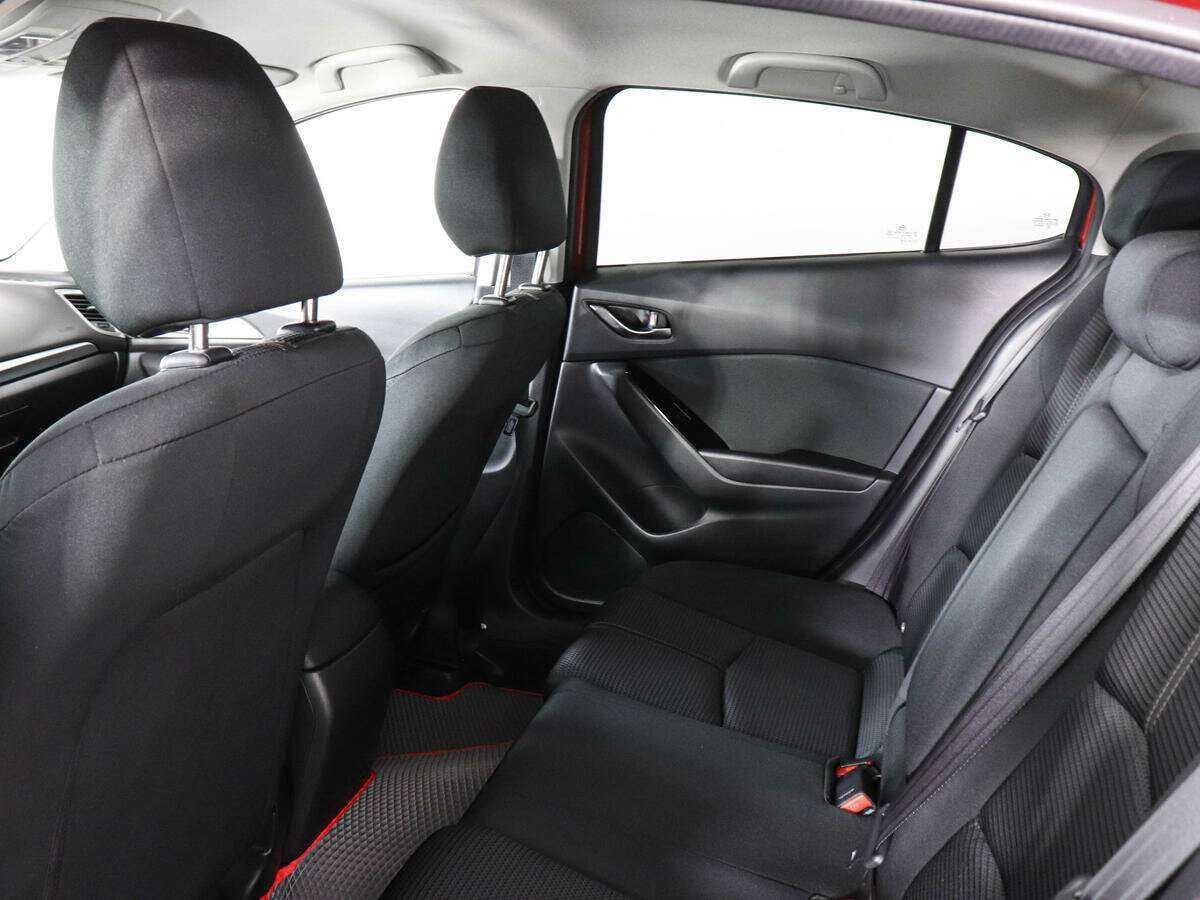 Купить Mazda 3 с пробегом. Фото: #11
