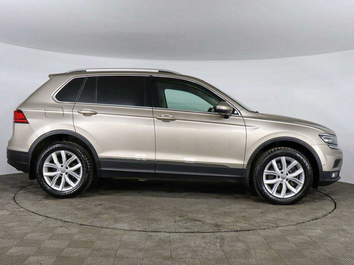 Купить Volkswagen Tiguan с пробегом. Фото: #3