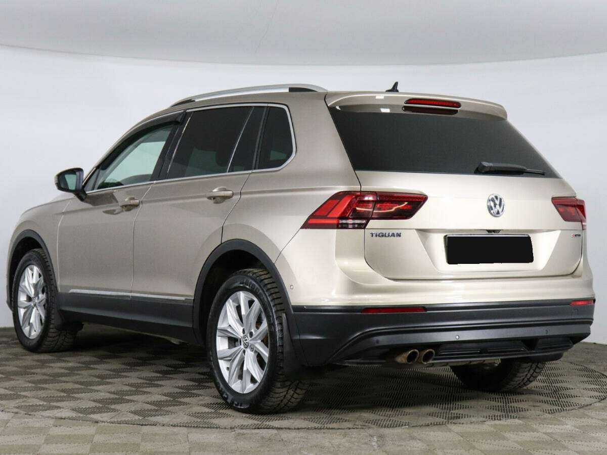 Купить Volkswagen Tiguan с пробегом. Фото: #6