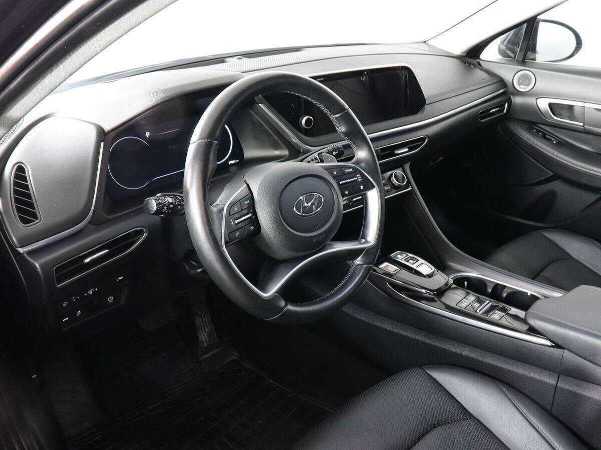 Купить Hyundai Sonata с пробегом. Фото: #8
