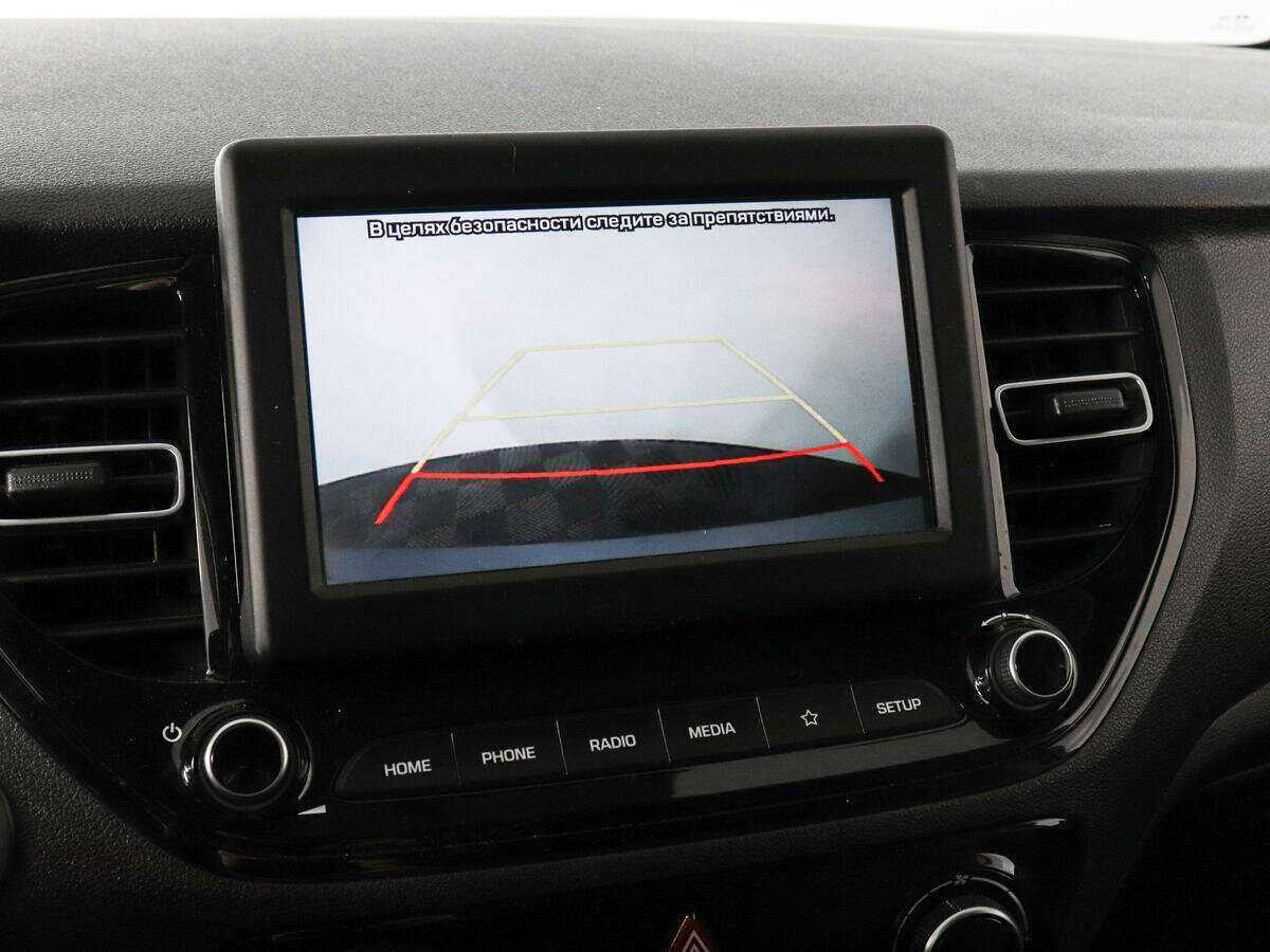 Купить Hyundai Solaris с пробегом. Фото: #10