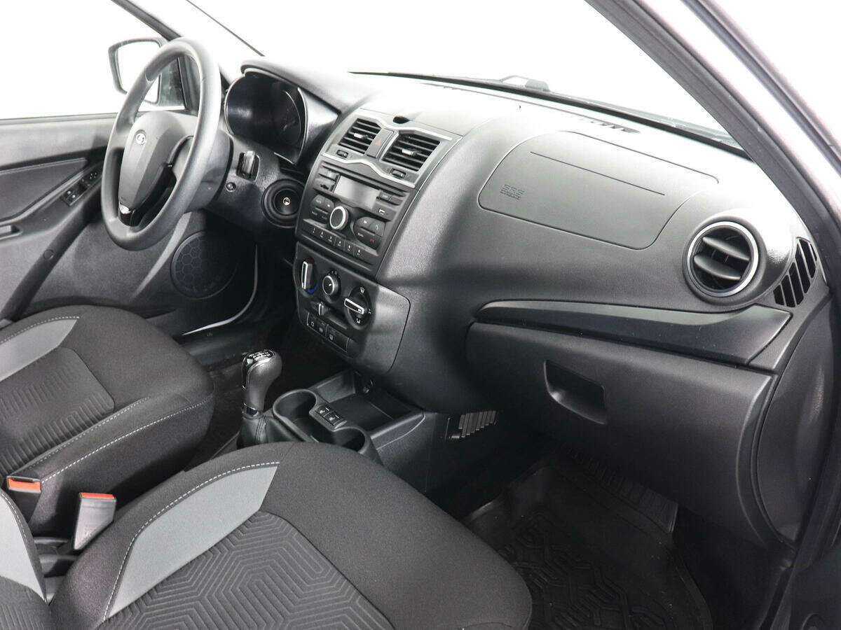 Купить Lada (ВАЗ) Granta с пробегом. Фото: #9