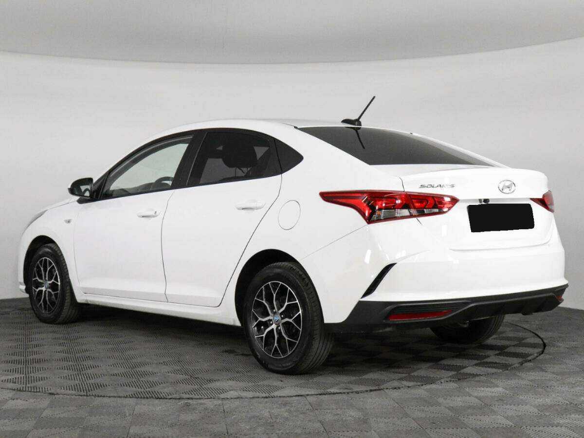Купить Hyundai Solaris с пробегом. Фото: #5