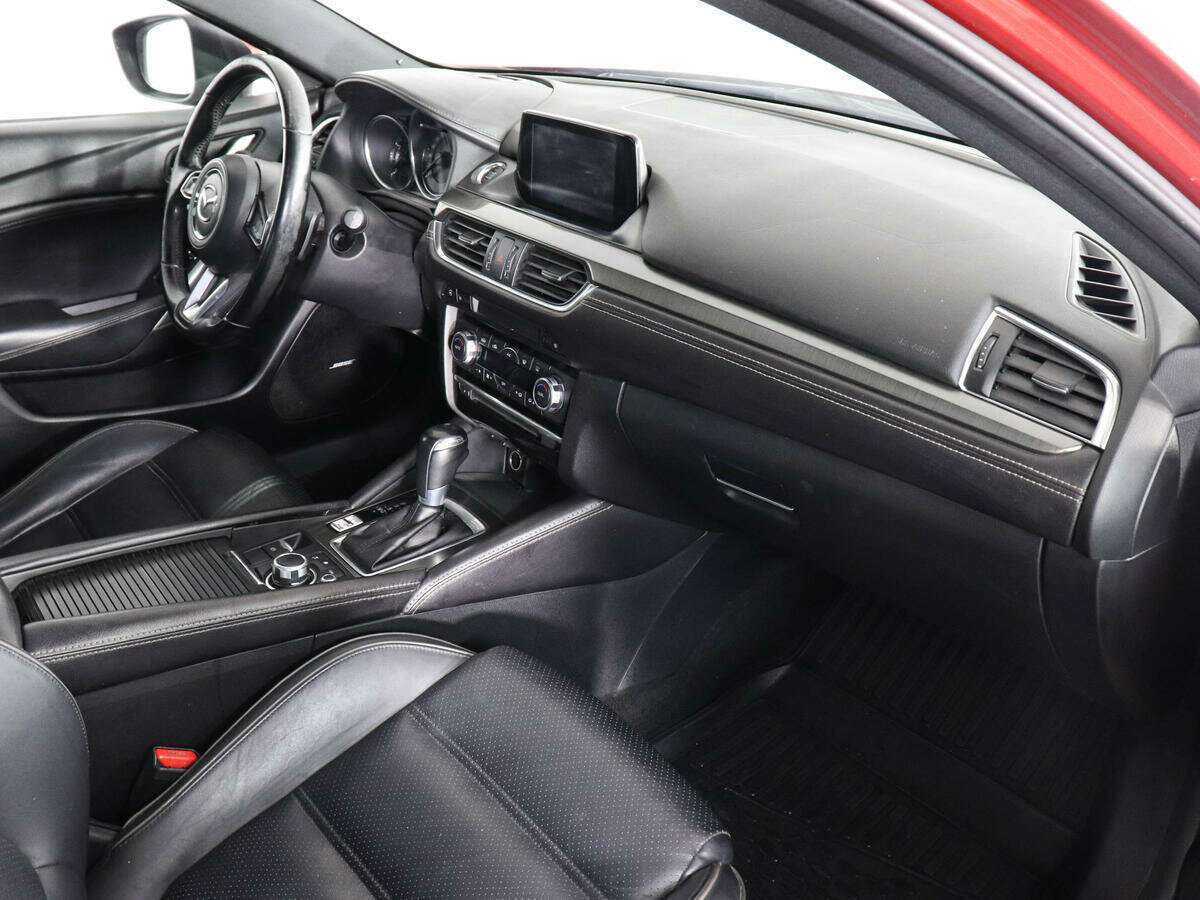 Купить Mazda 6 с пробегом. Фото: #8