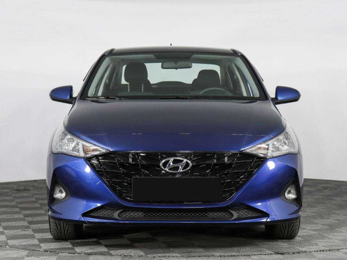 Купить Hyundai Solaris с пробегом. Фото: #1