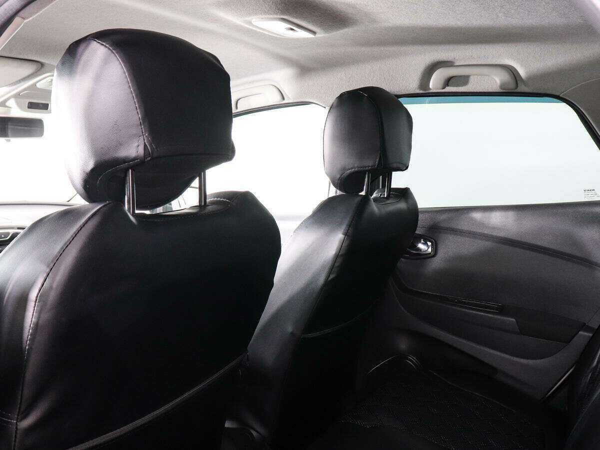 Купить Renault Kaptur с пробегом. Фото: #11