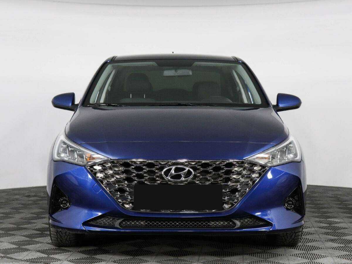 Купить Hyundai Solaris с пробегом. Фото: #1