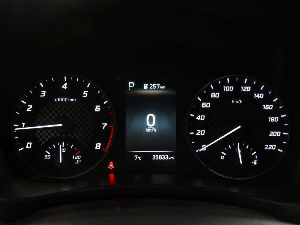 Купить Hyundai Solaris с пробегом. Фото: #9