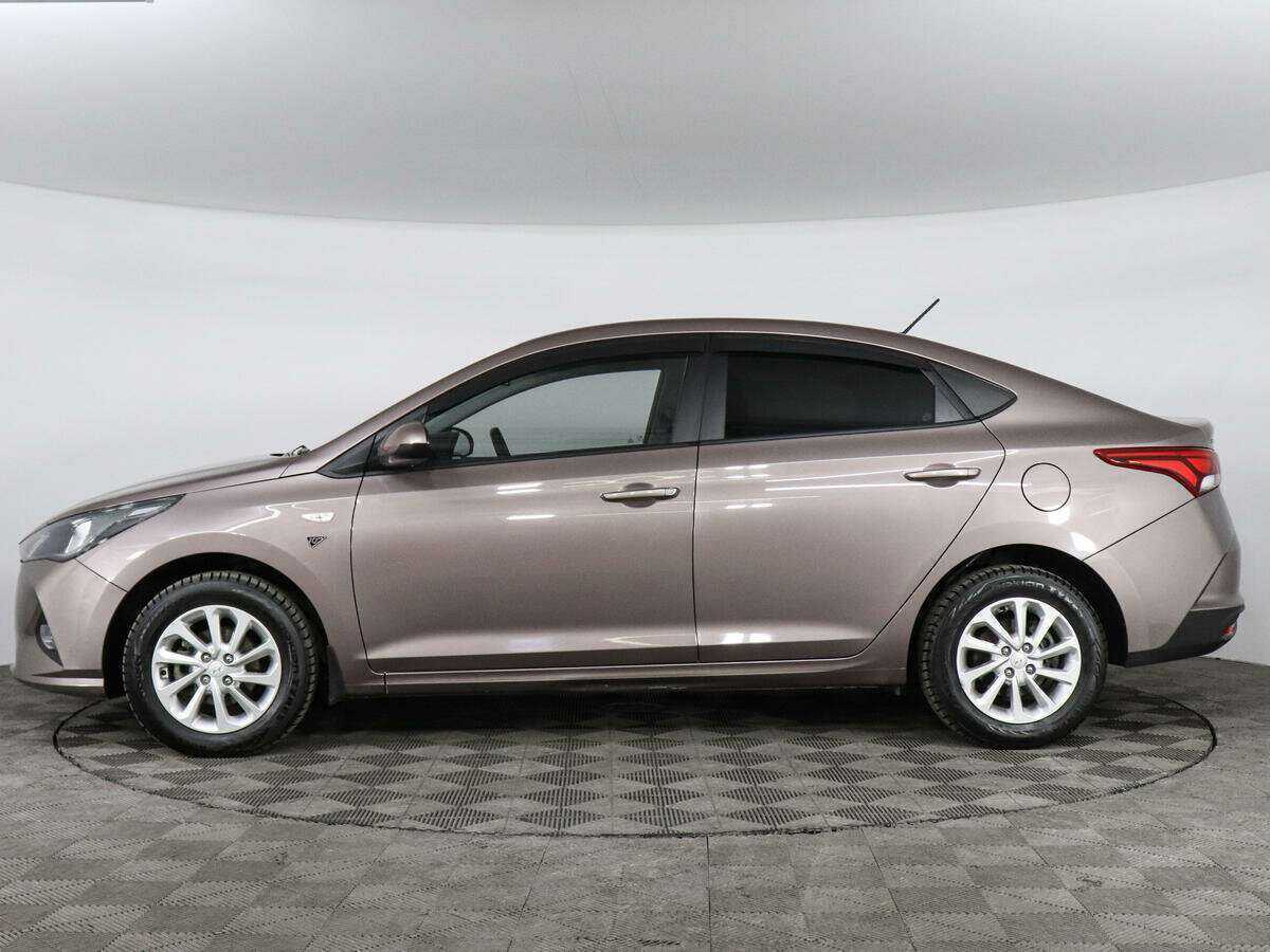 Купить Hyundai Solaris с пробегом. Фото: #6