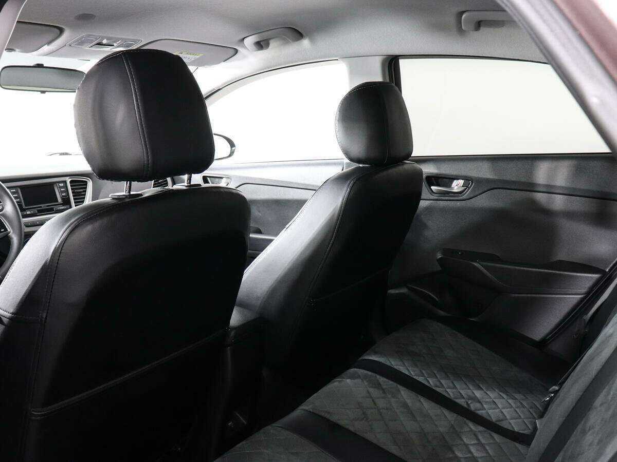 Купить Hyundai Solaris с пробегом. Фото: #10